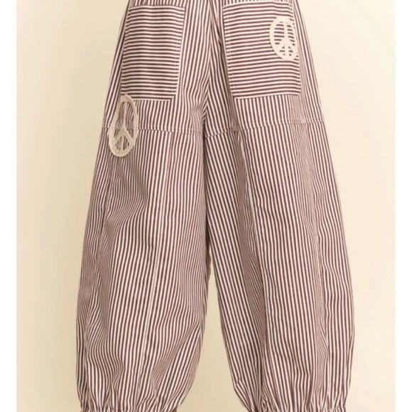 DAVI & DANI Striped Peace Sign Wide Leg Pants NWT - Picture 4 of 4